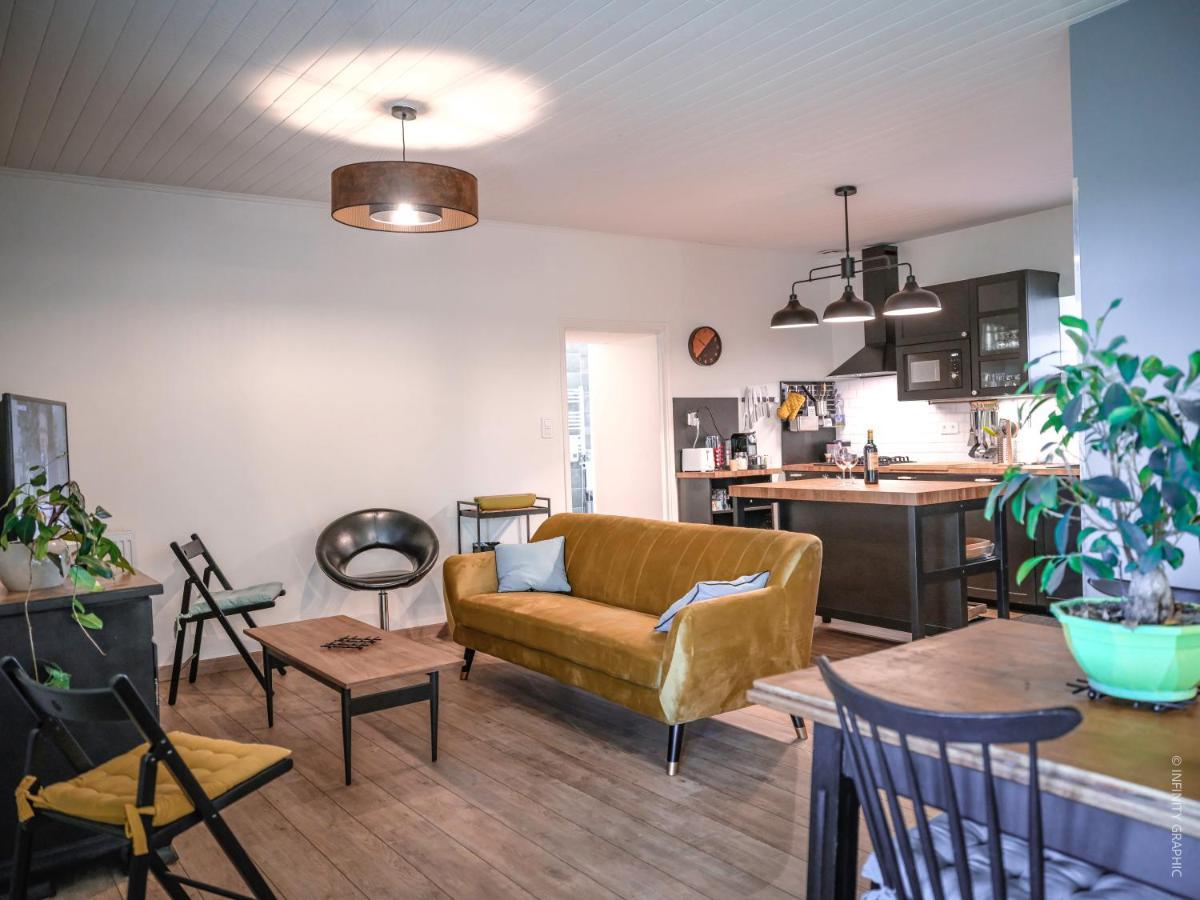 Bed and Breakfast L'Antre Des Bastides Saint-Martin-de-Villereal Exterior foto