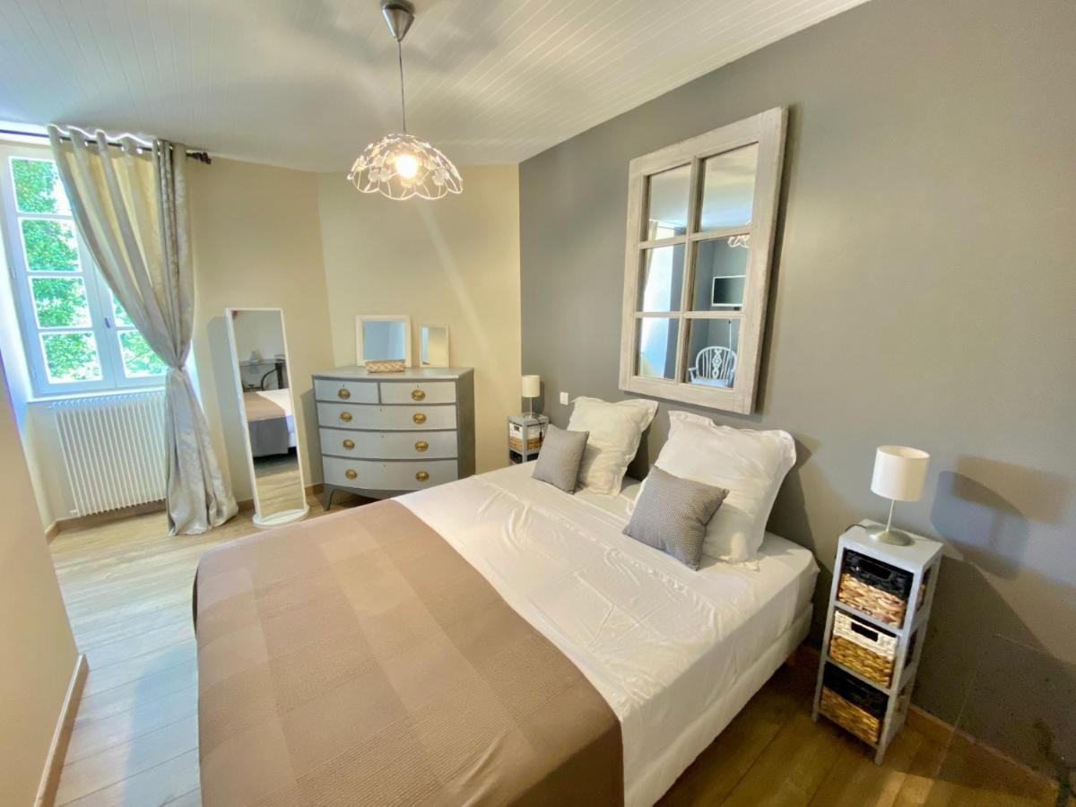 Bed and Breakfast L'Antre Des Bastides Saint-Martin-de-Villereal Exterior foto